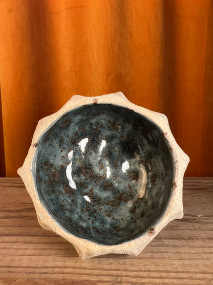 Light magma bowl