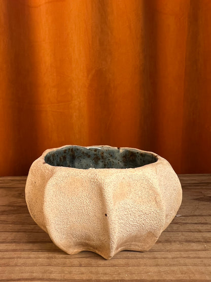 Light magma bowl
