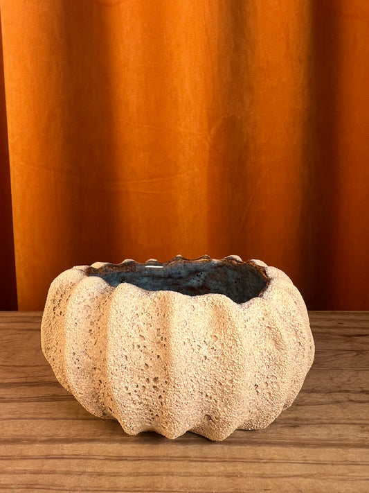 Light magma bowl